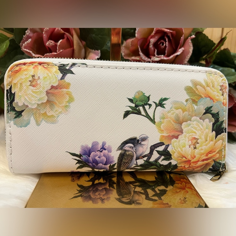 Paisley Fashion Long Wallet - Picture 2 of 5